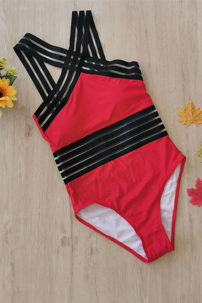 Strappy Crossed Monokini Swimsuit for Stylish Beach Wear