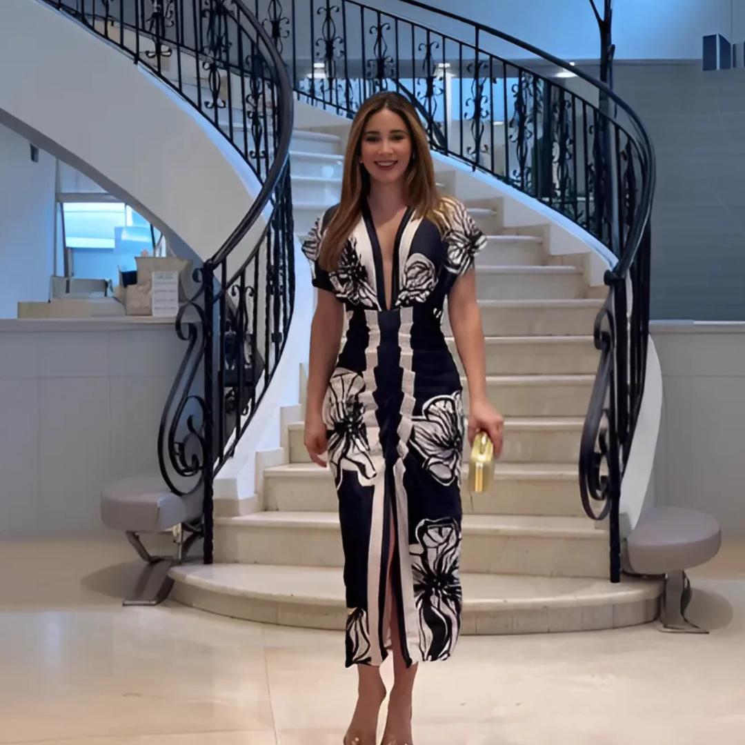 Floral Print Midi Dress with Fitted Cut for Sophisticated Style