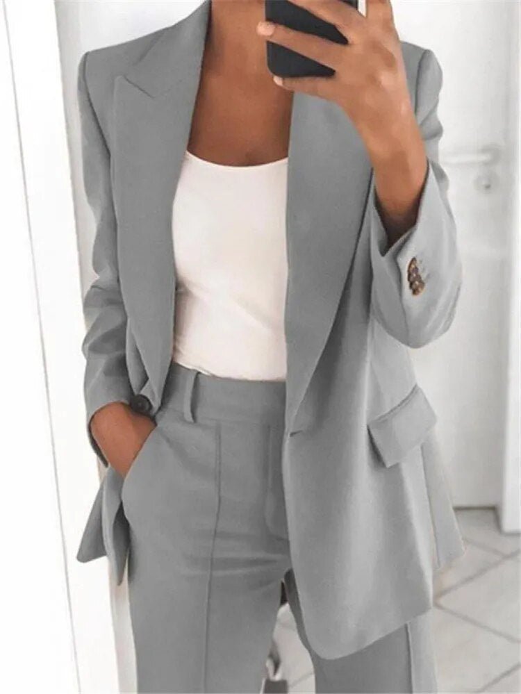 Women’s Blazer and Trouser Set - Stylish Business Attire