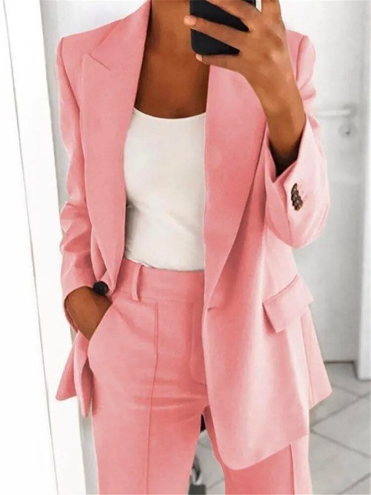 Women’s Blazer and Trouser Set - Stylish Business Attire