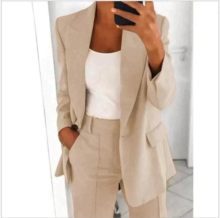 Women’s Blazer and Trouser Set - Stylish Business Attire