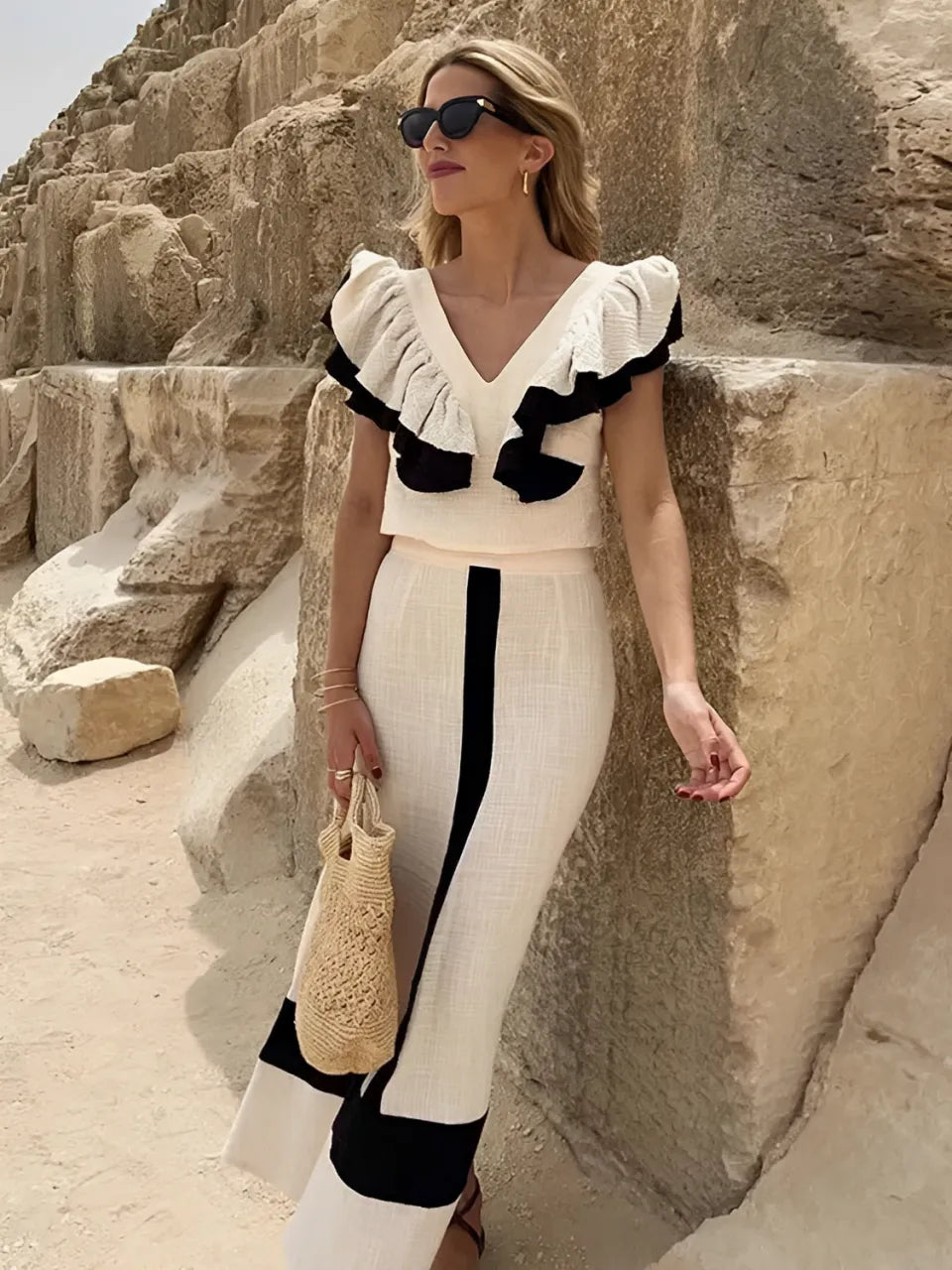 Elegant Two-Piece Women's Outfit with Stylish Top and Skirt
