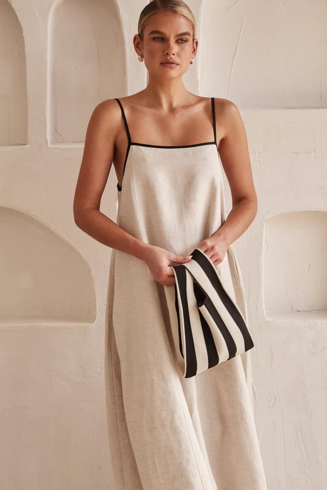 Linen Contrast Maxi Dress for Effortless Style and Comfort