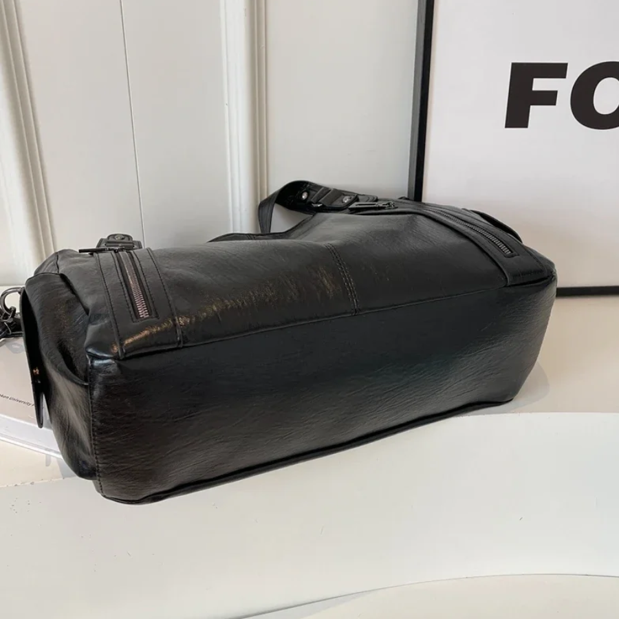 Women’s Classic Multi-Compartment Shoulder Bag
