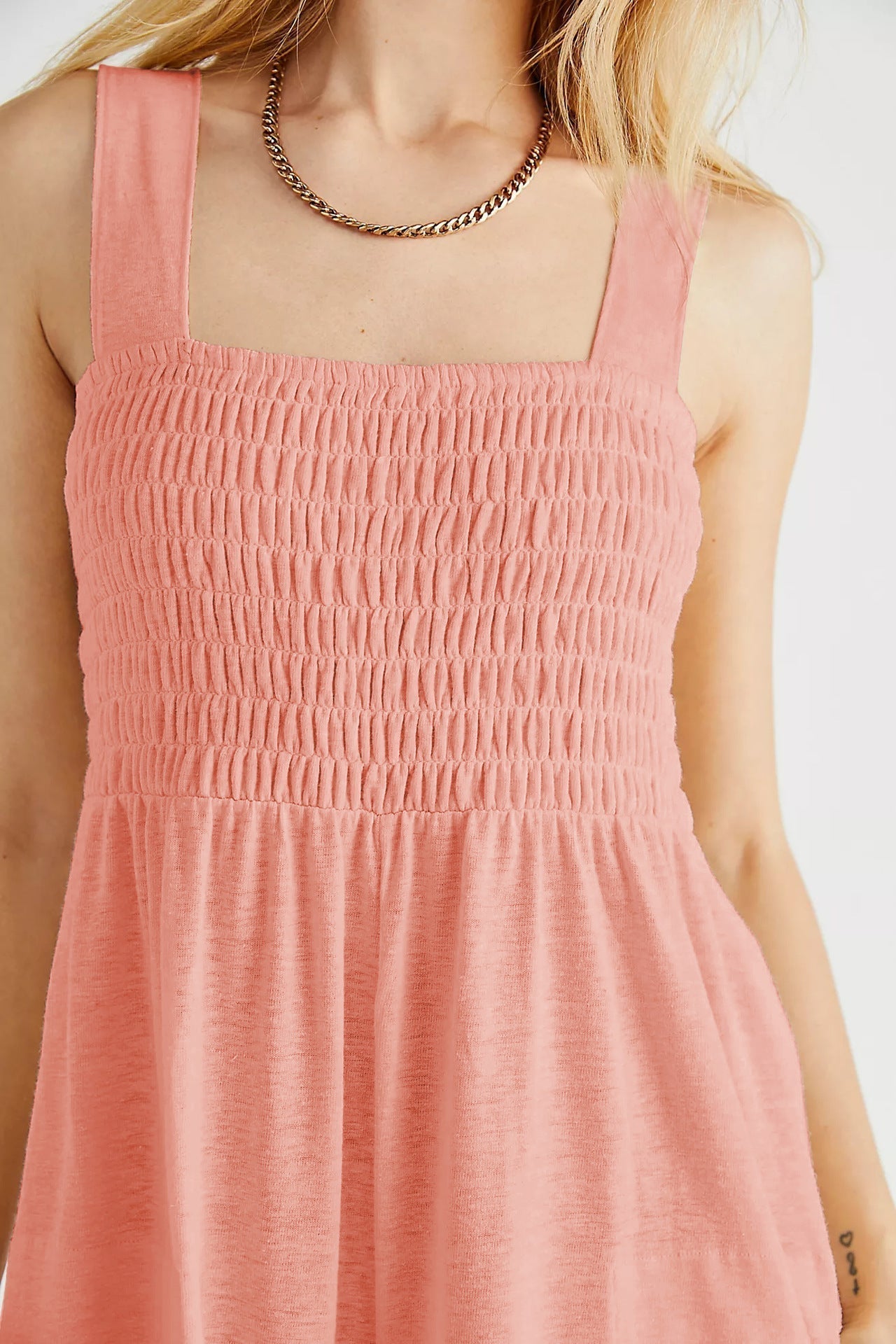 Chic Mono Jumpsuit with Adjustable Straps and Flattering Fit