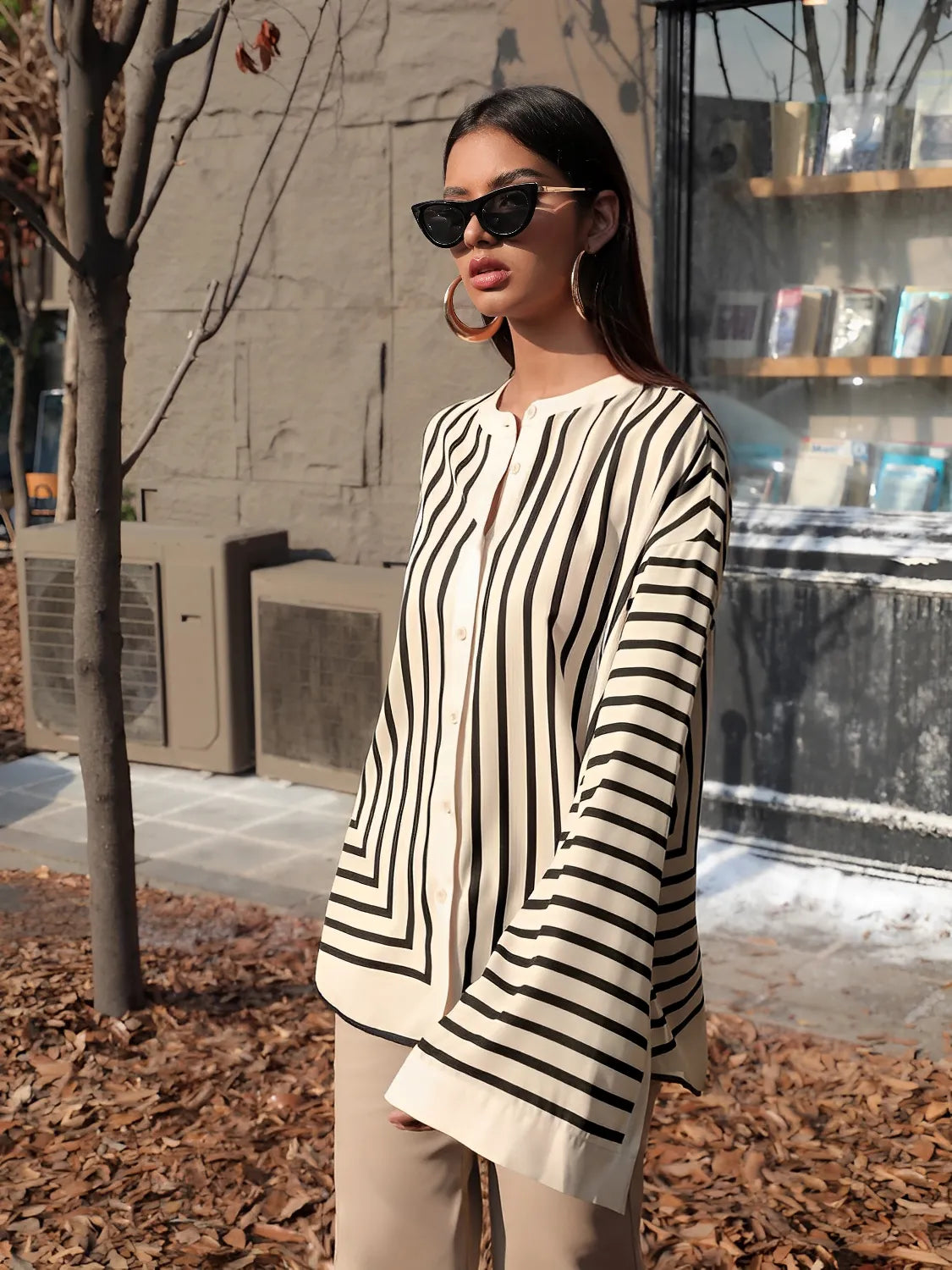 Elegant Geometric Stripe Alba Shirt for Stylish Casual Wear