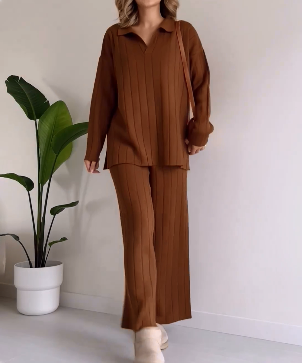 V-Neck Two-Piece Jersey Set for Comfortable Style