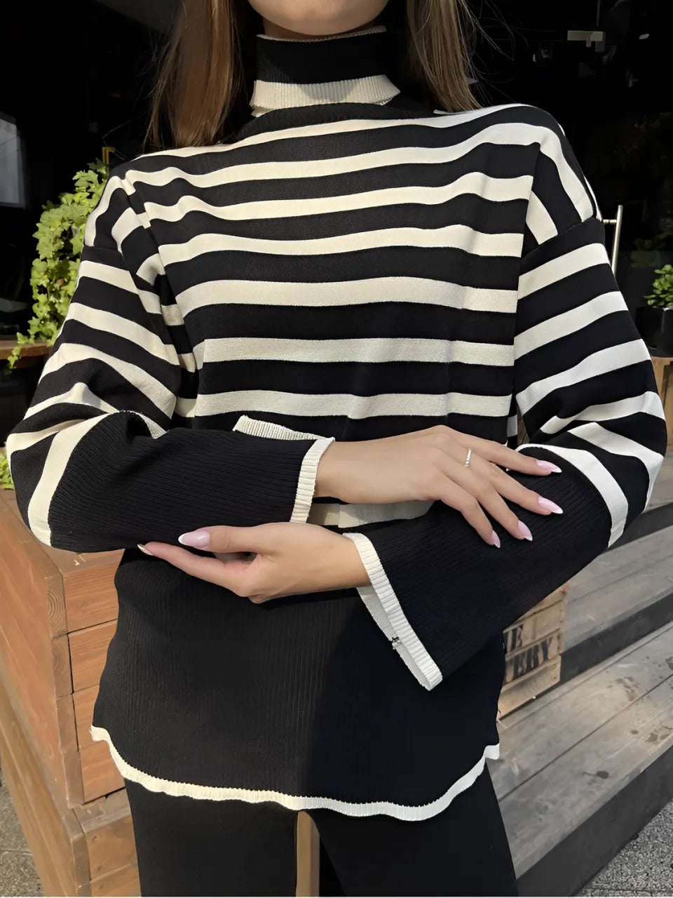 Elegant Tarcila Two-Piece Set for Effortless Style and Comfort