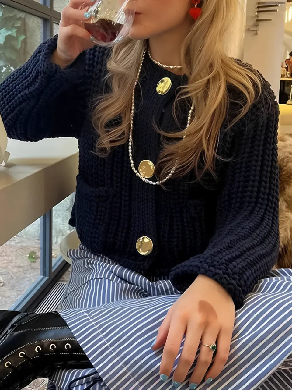 Women's Lightweight Knit Cardigan with Front Pockets and Open Design