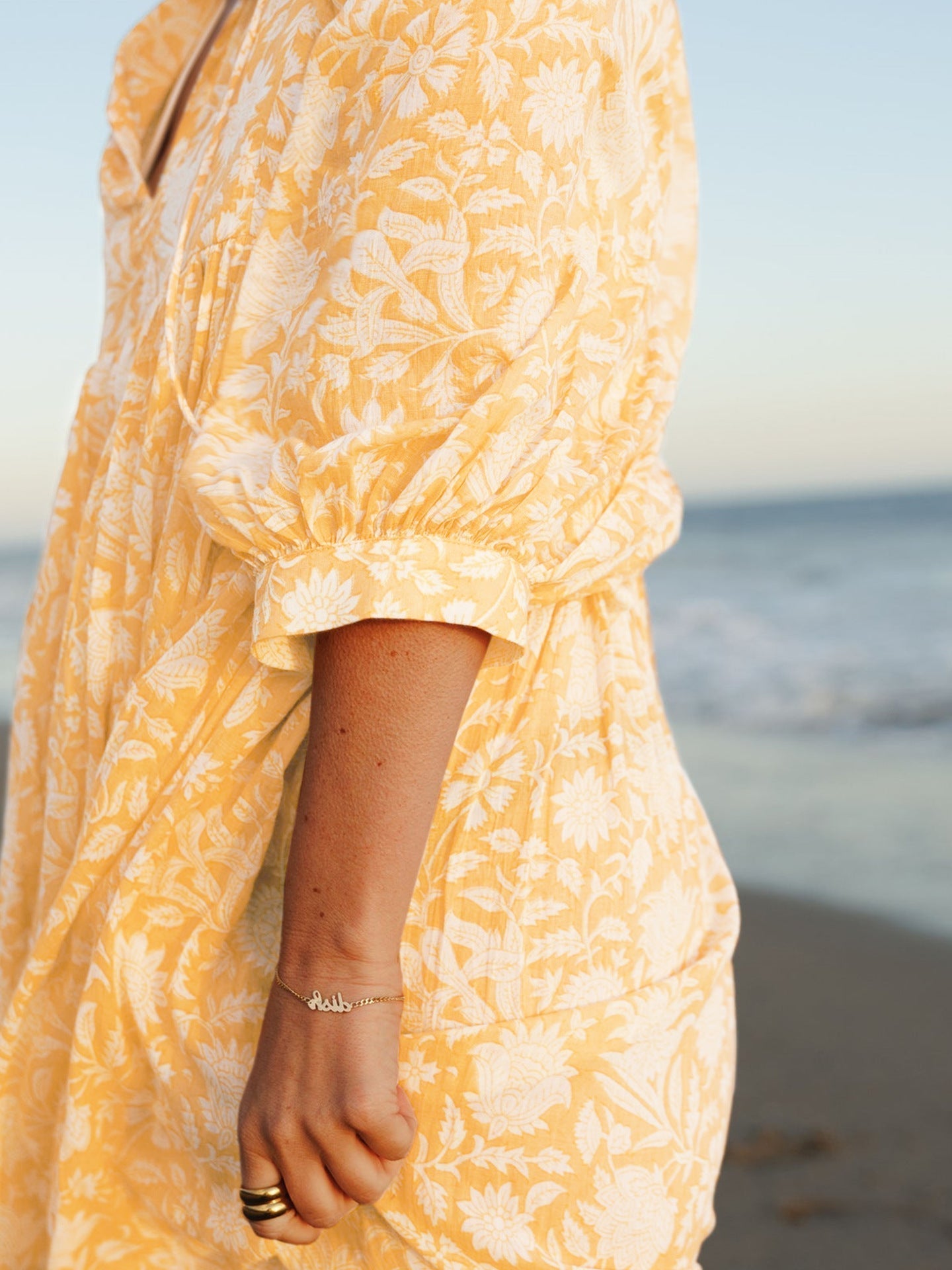 Floral Short Dress with Puff Sleeves for Effortless Style
