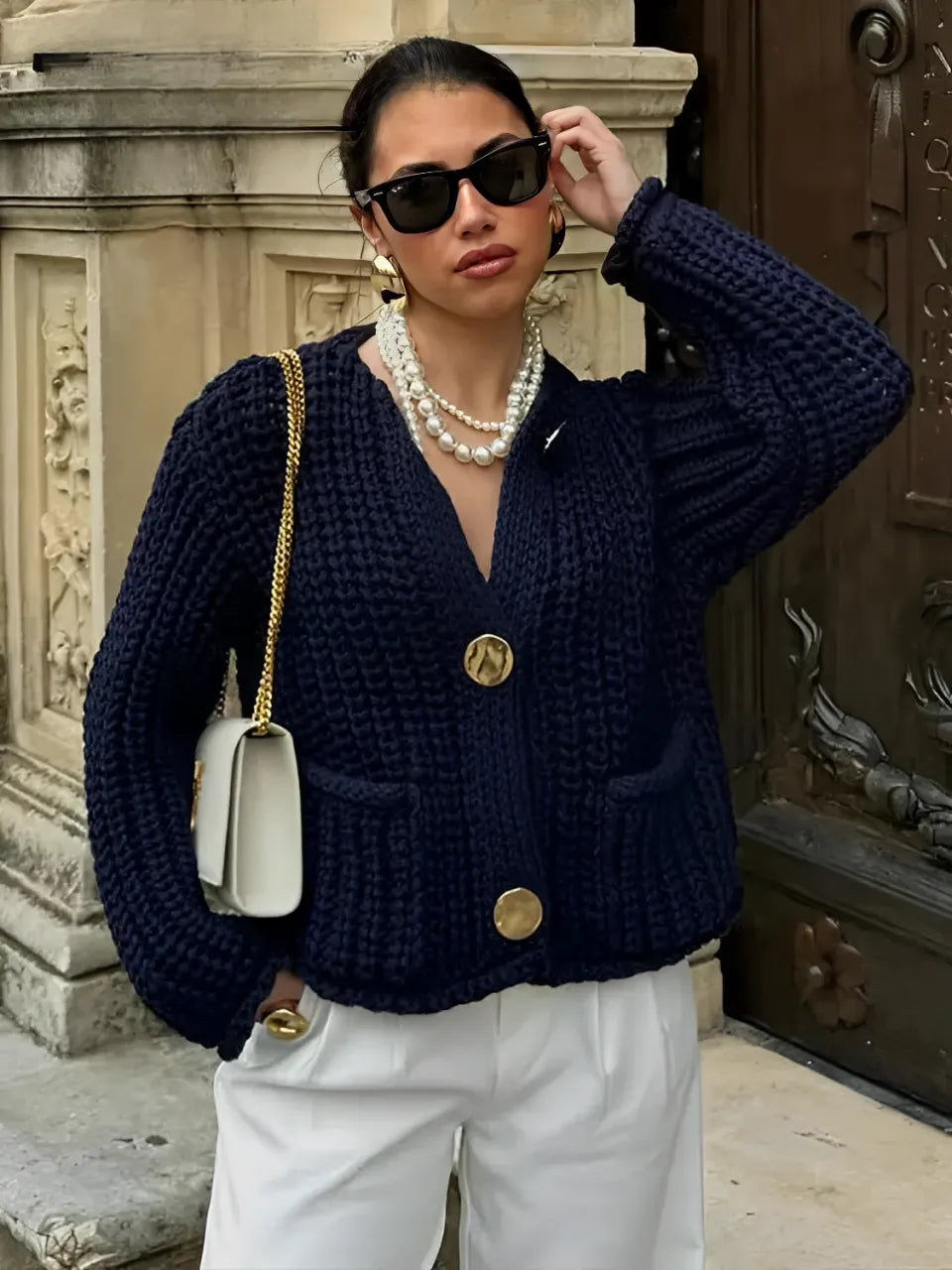 Women's Lightweight Knit Cardigan with Front Pockets and Open Design