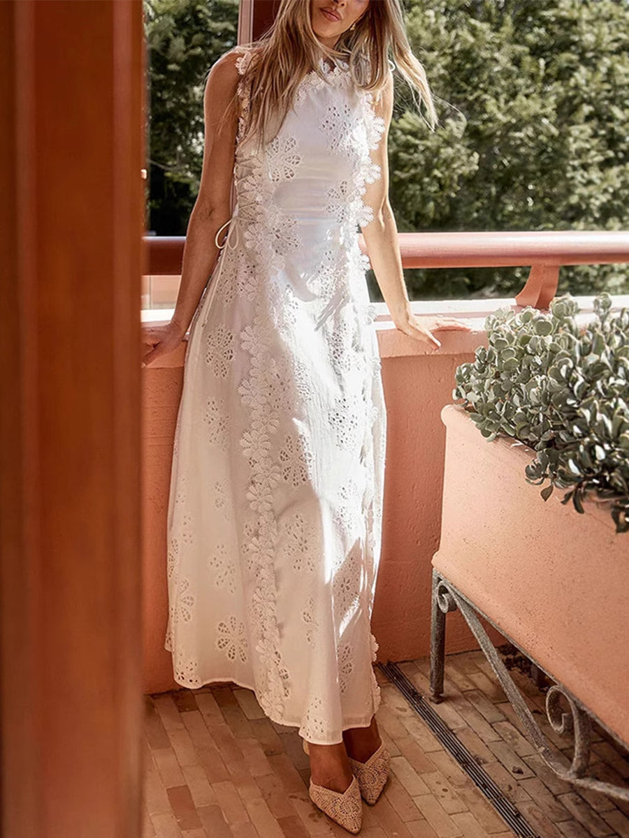 Éliora Lace Floral Maxi Dress with Tie Straps