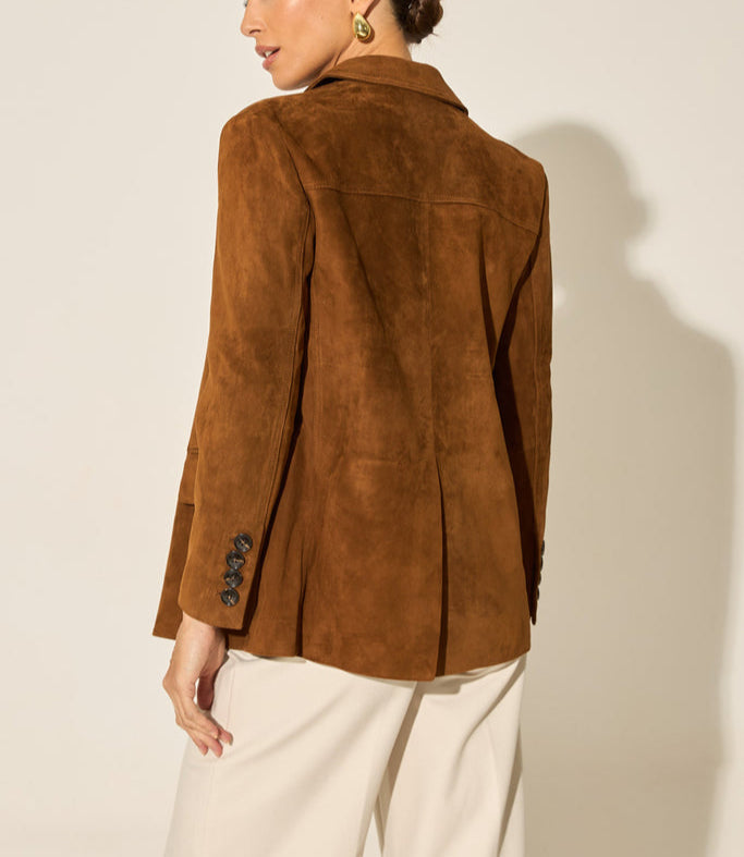 Camel Suede Blazer with Tailored Fit and Stylish Design