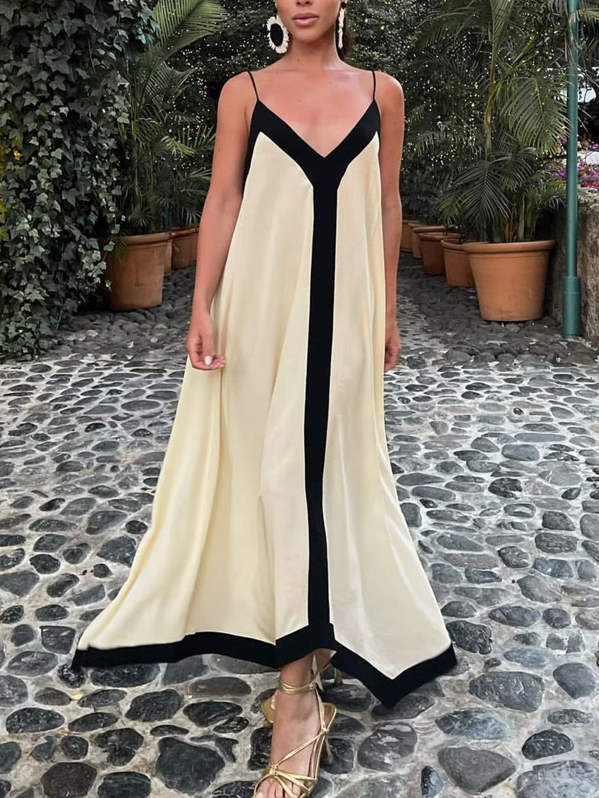 Sicily Vintage-Inspired Straight Dress with Elegant Design