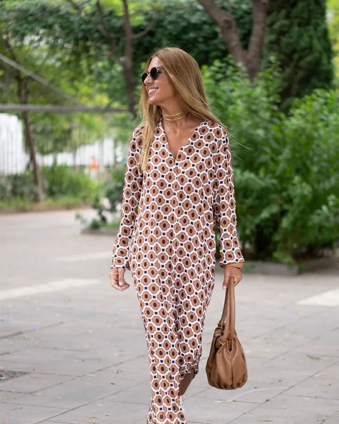 Elegant Long Dress for Women - Perfect for Formal Occasions