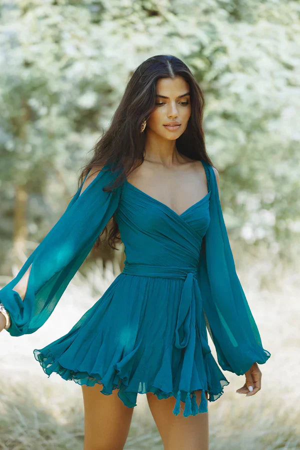 Valeria V-Neck Dress with Flowing Sleeves for Effortless Style