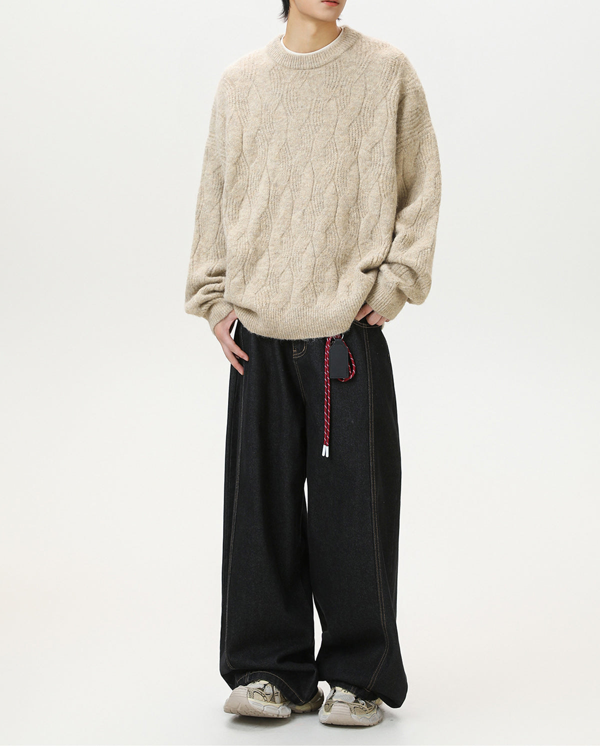 Men’s Oversized Cable-Knit Wool Blend Crewneck Sweater