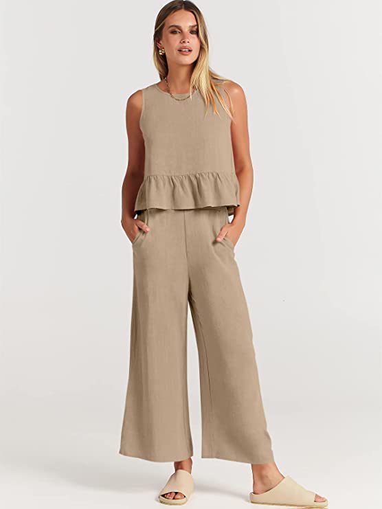 Sleeveless Blouse and Wide-Leg Trousers Set for Effortless Style