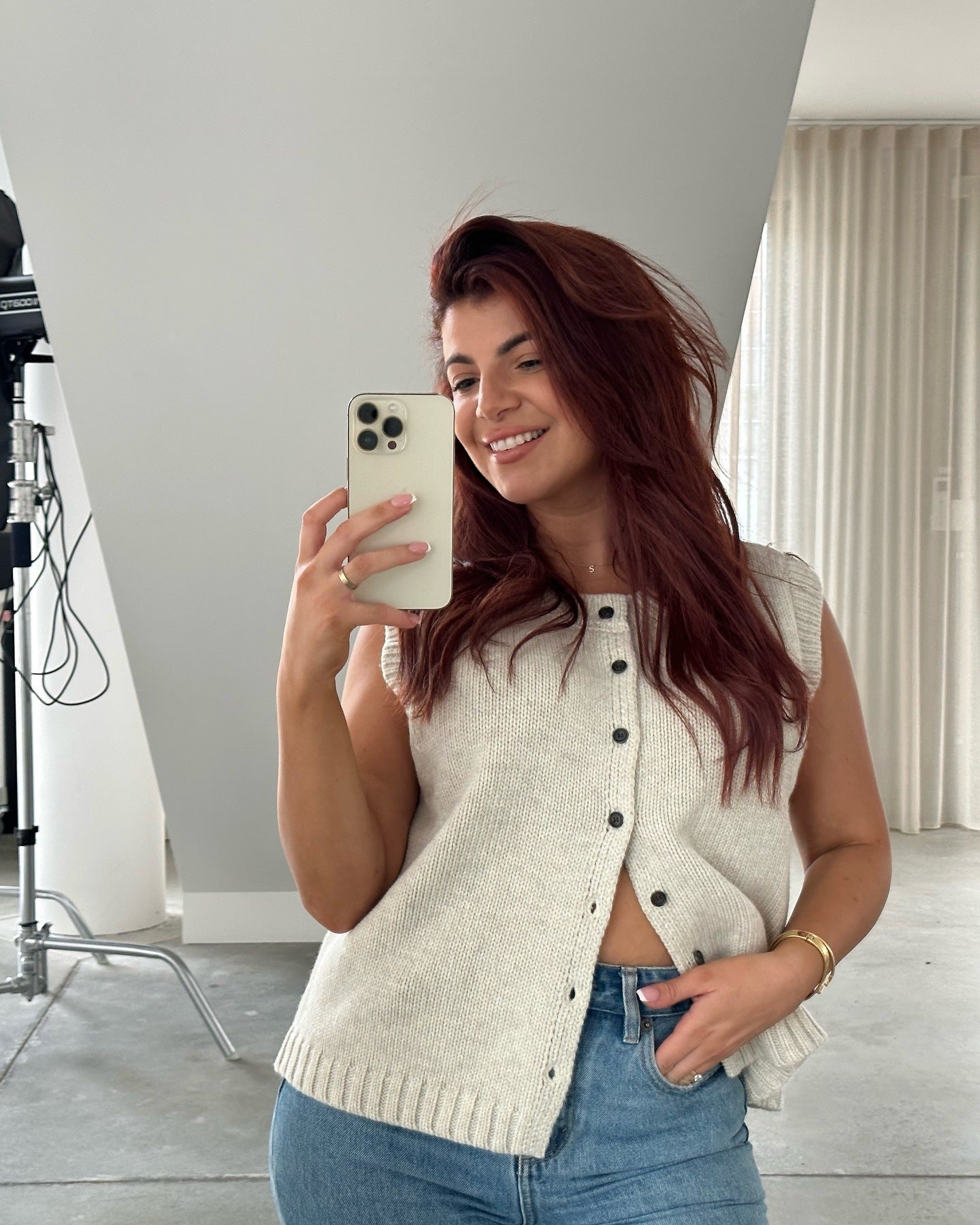 Lucía Women's Knitted Waistcoat with Stylish Design and Comfort