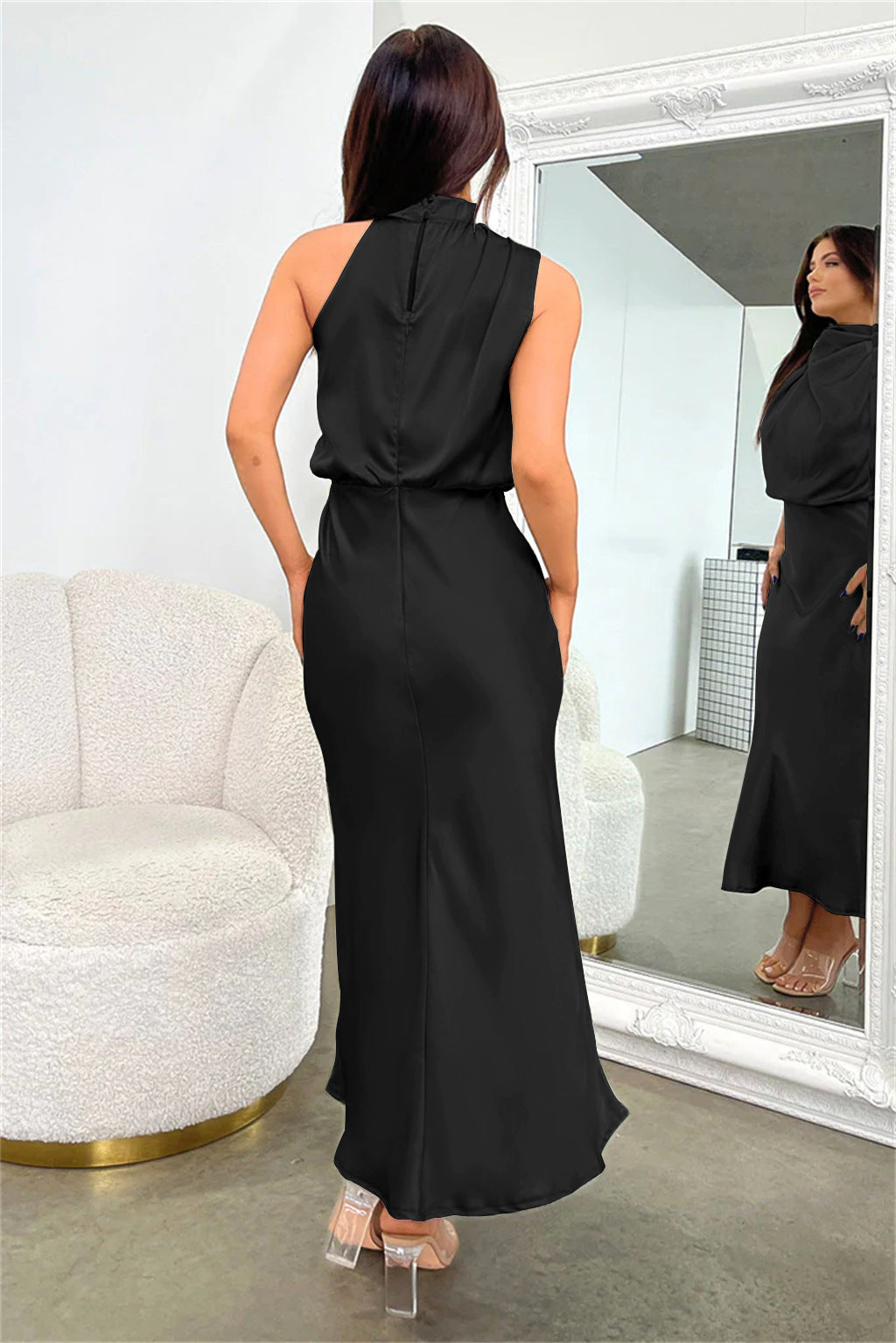 Halter Neck Long Satin Dress for Elegant Evening Wear
