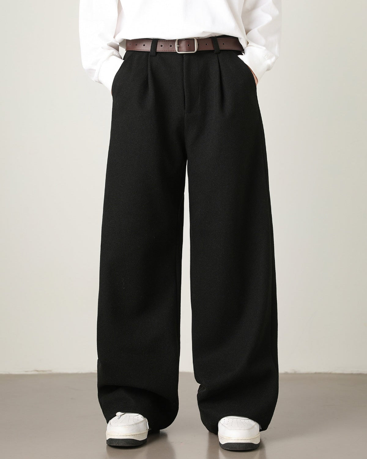 Men’s Wool-Blend Wide-Leg Trousers