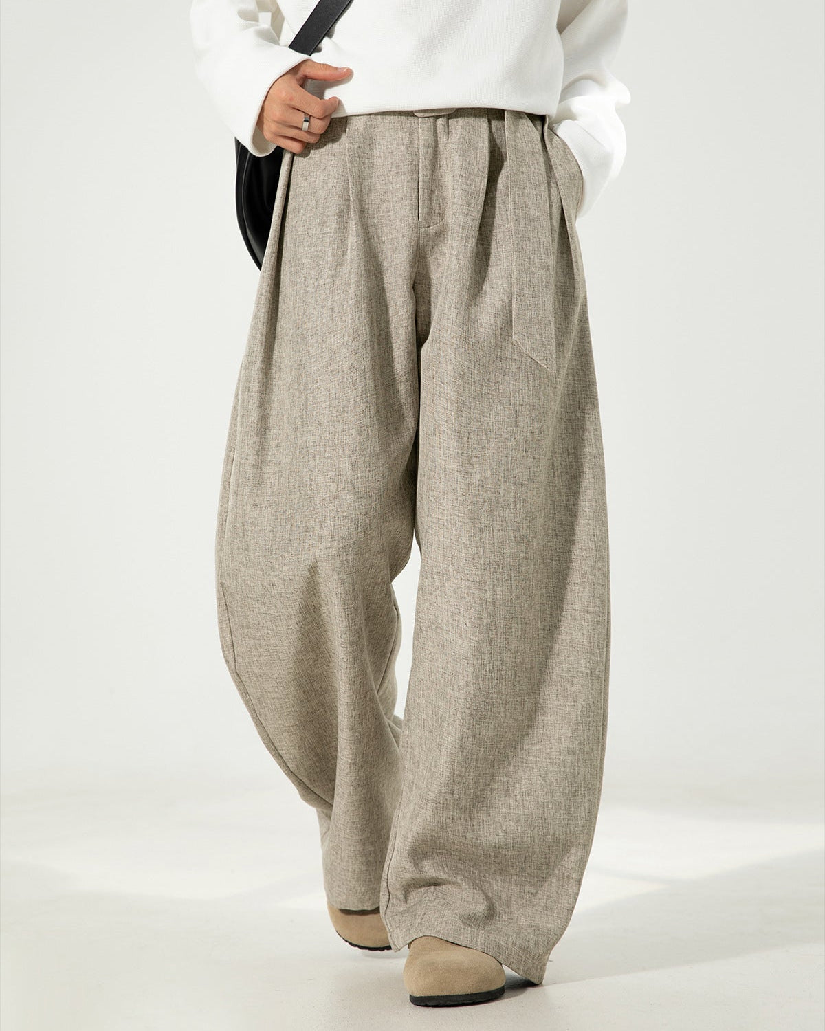 Men’s Wool-Blend Wide-Leg Trousers
