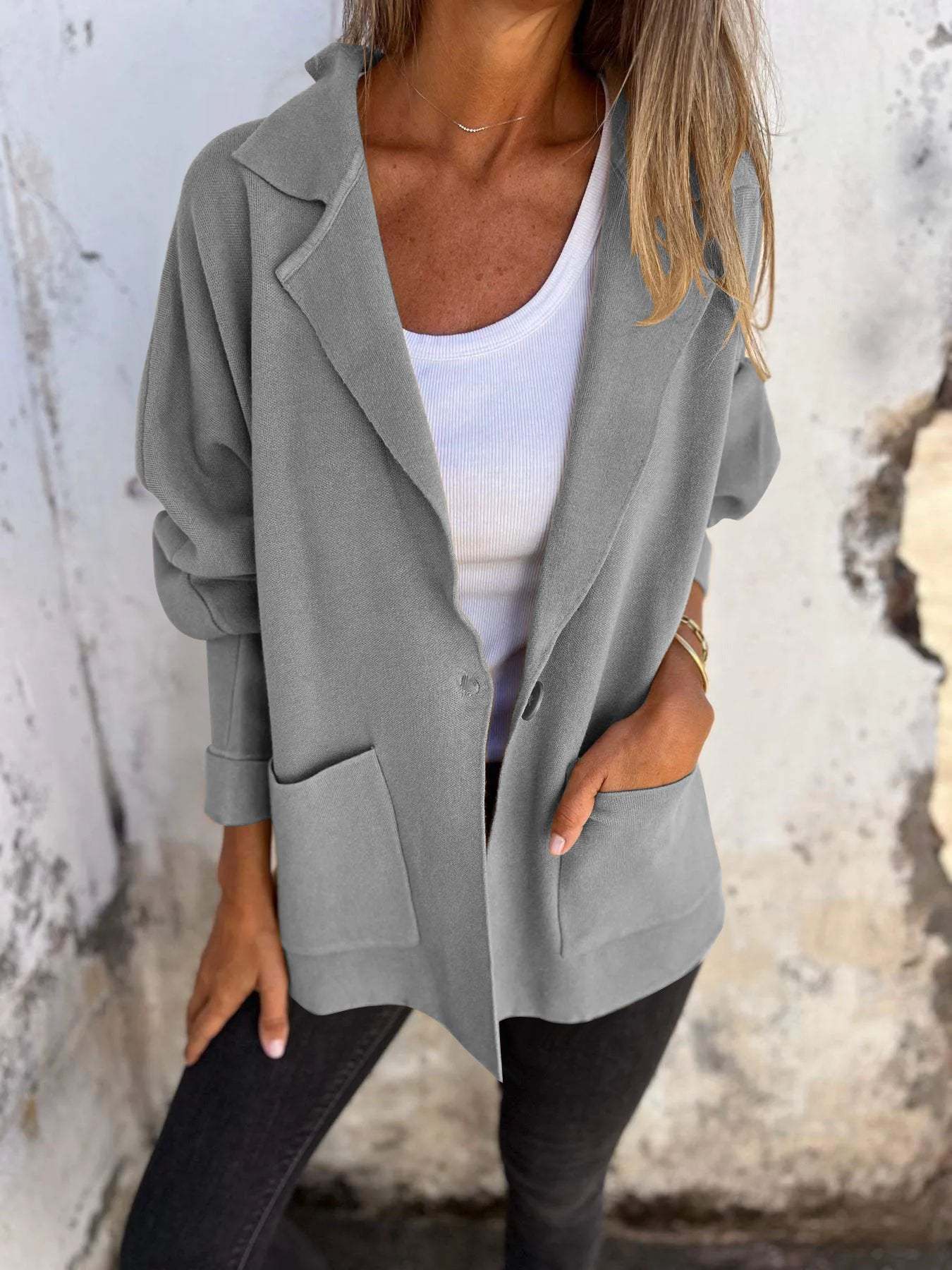 Buttoned Knit Blazer for Women - Stylish and Comfortable Layering Piece