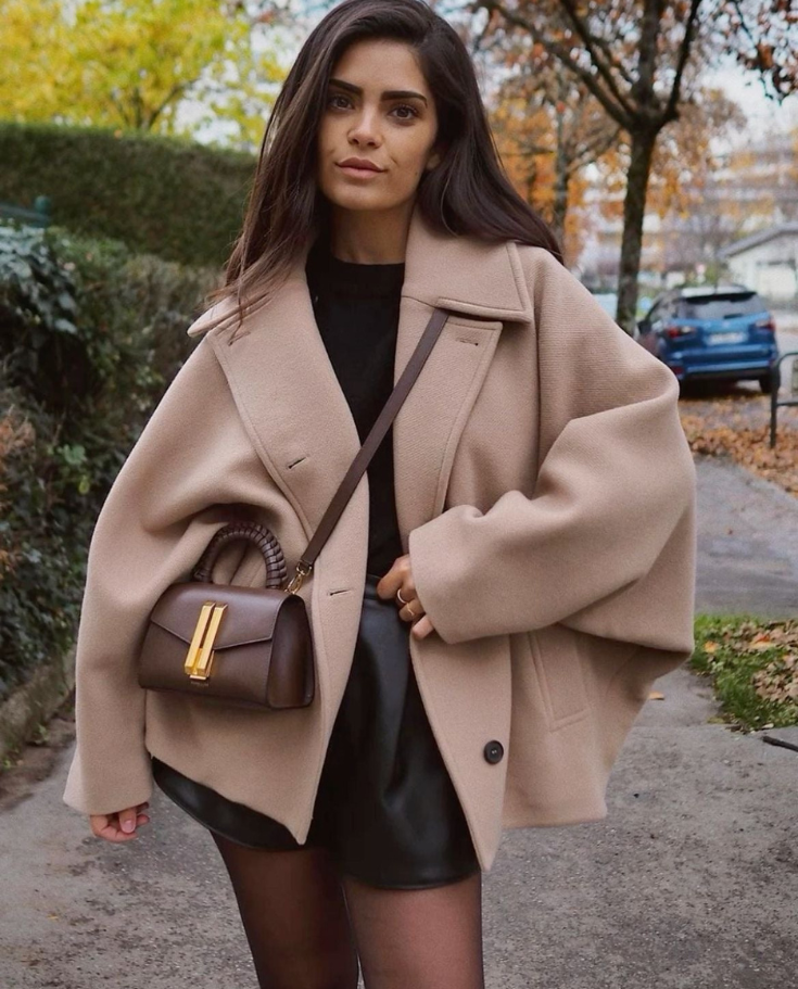 Reila Oversized Jacket with Pockets for Everyday Comfort