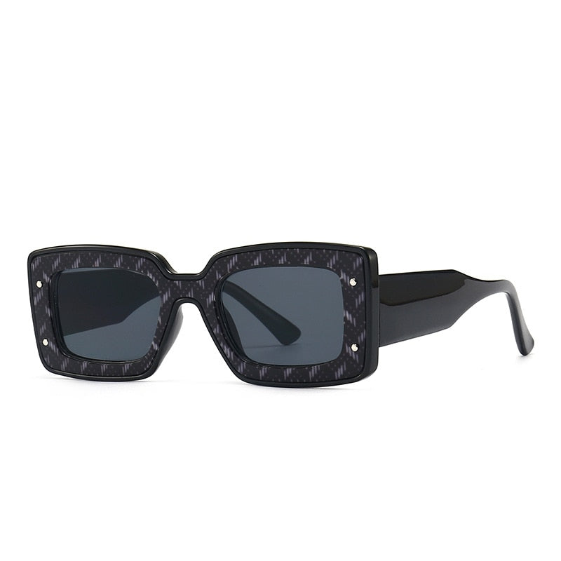 Stylish Polina Sunglasses with UV Protection and Trendy Design