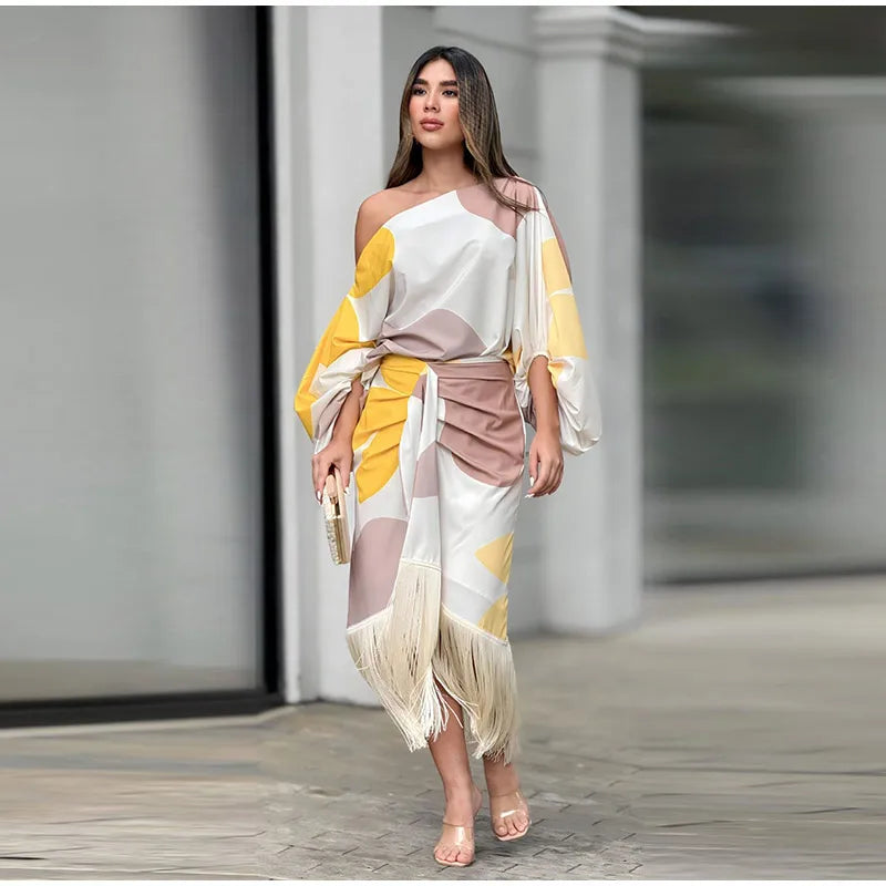 Asymmetrical Fringed Set with Geometric Print Design