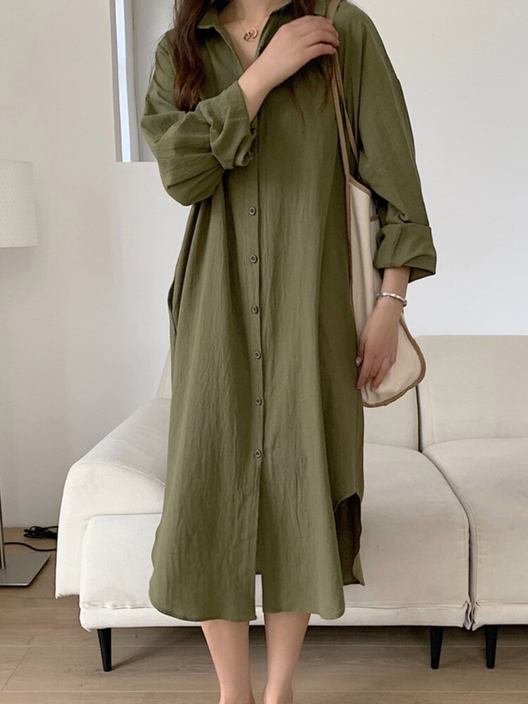 Ivy Green Linen Shirt with Flowing Design