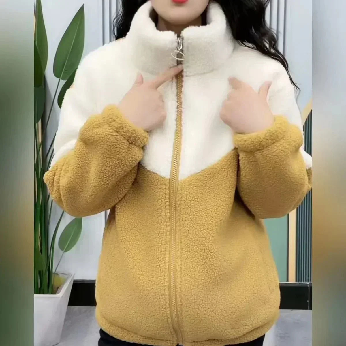 Women's Winter Fleece Jacket - Soft, Warm, and Stylish Outerwear