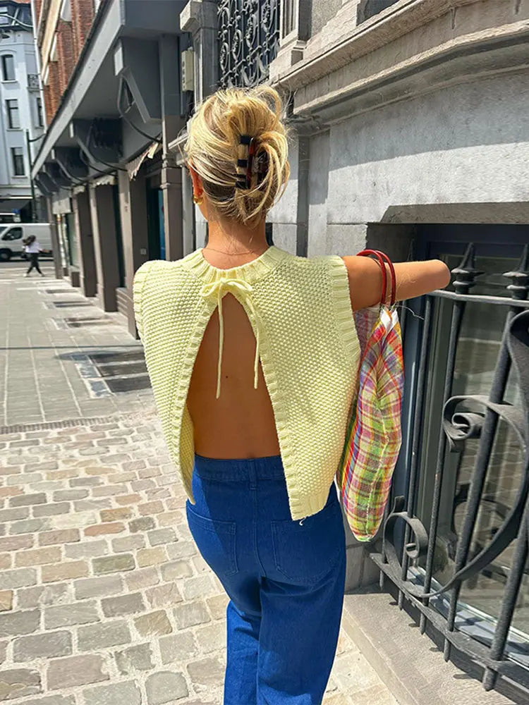 Stylish Women's Blaire Top with Comfortable Fit and Versatile Design
