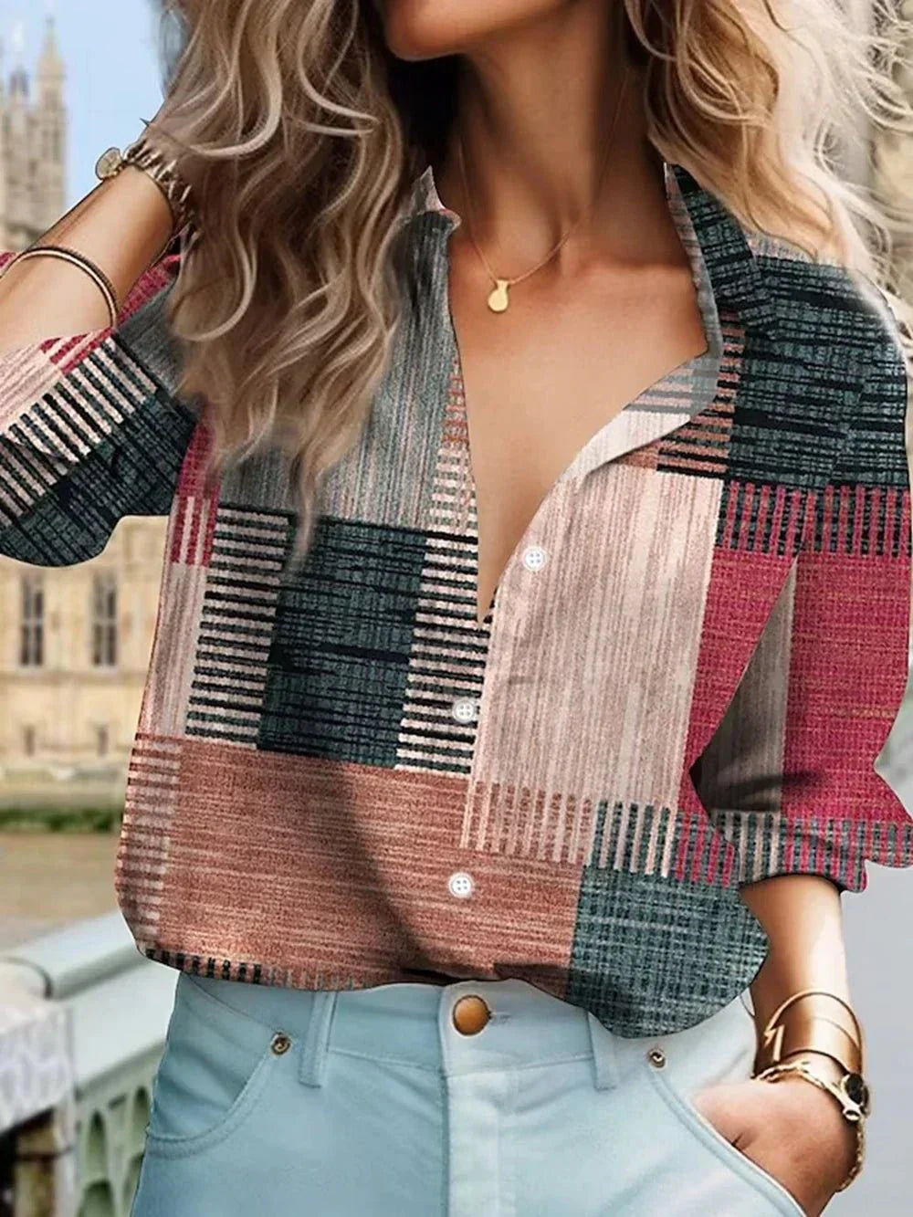 Women's Checkered Social Shirt with Classic Fit