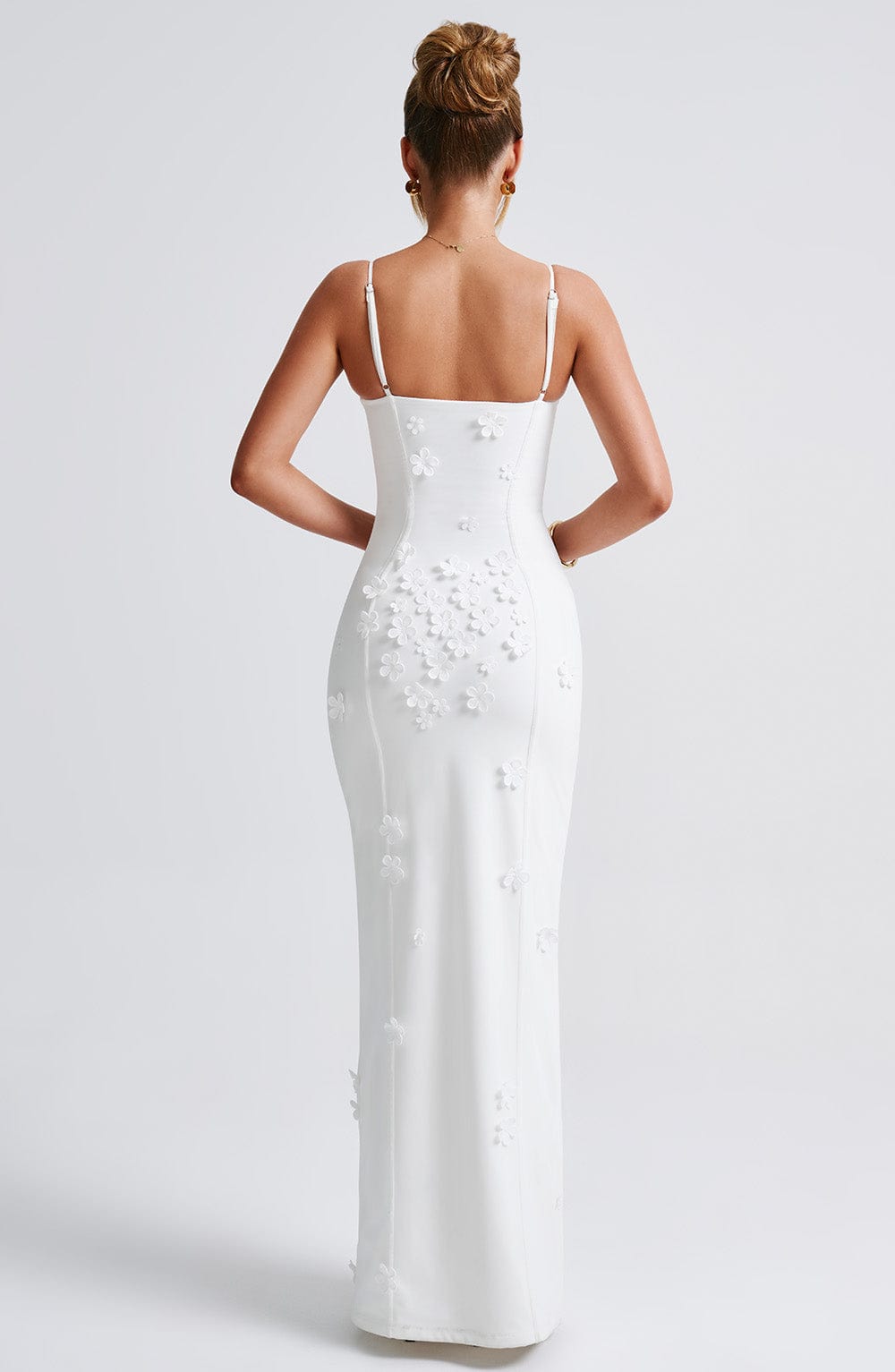 Floral Appliqué Maxi Dress for Women - Elegant and Stylish Design