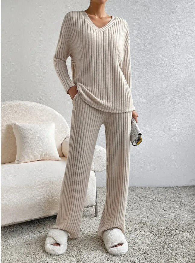 Soft Ribbed Knit Two-Piece Set for Comfortable Everyday Wear