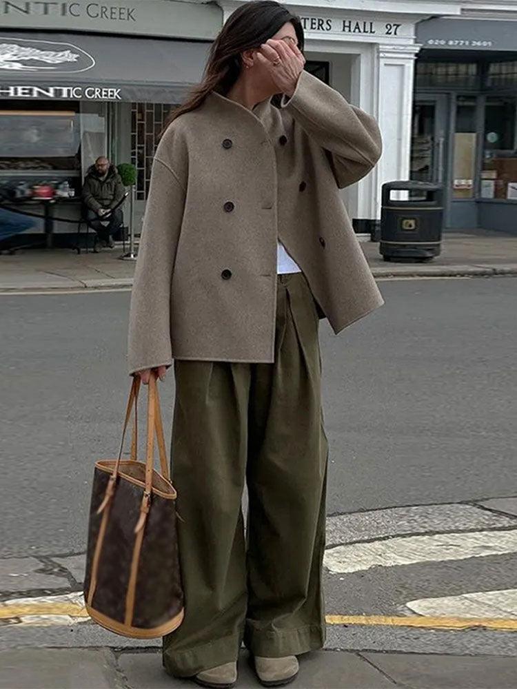 Stylish Women's Isabel Coat with Warmth and Comfort Features