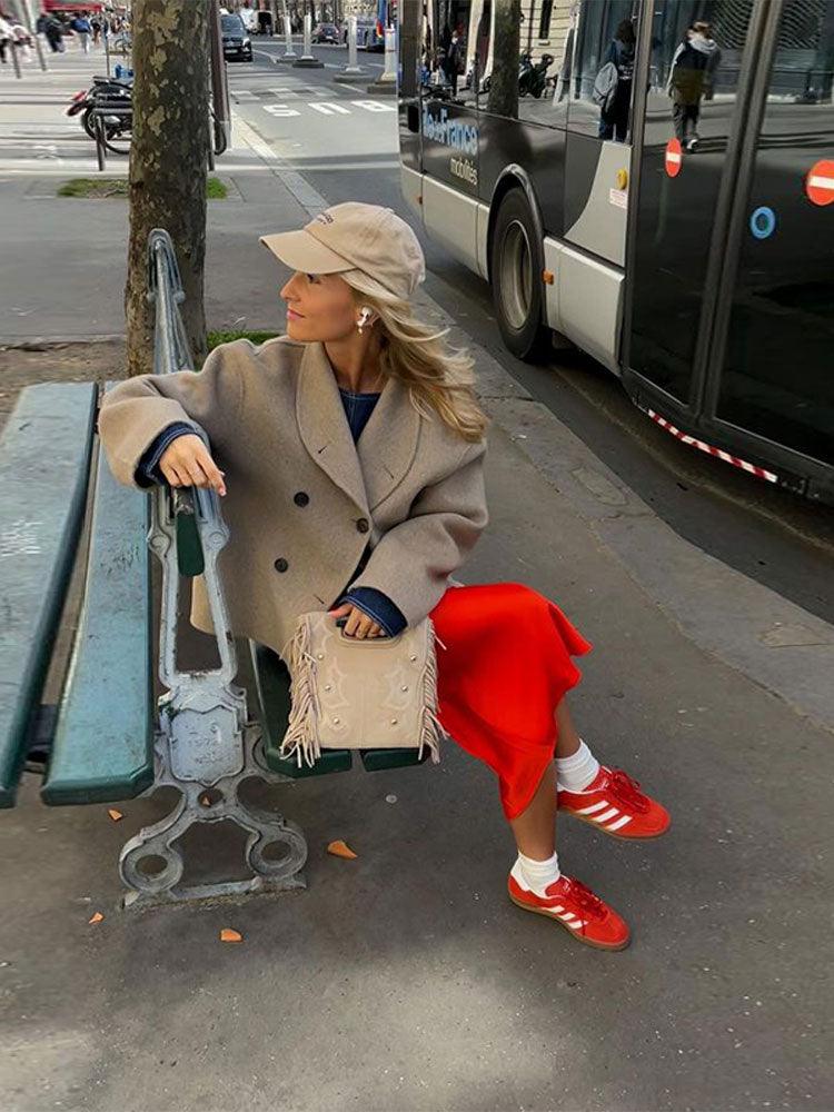 Stylish Women's Isabel Coat with Warmth and Comfort Features