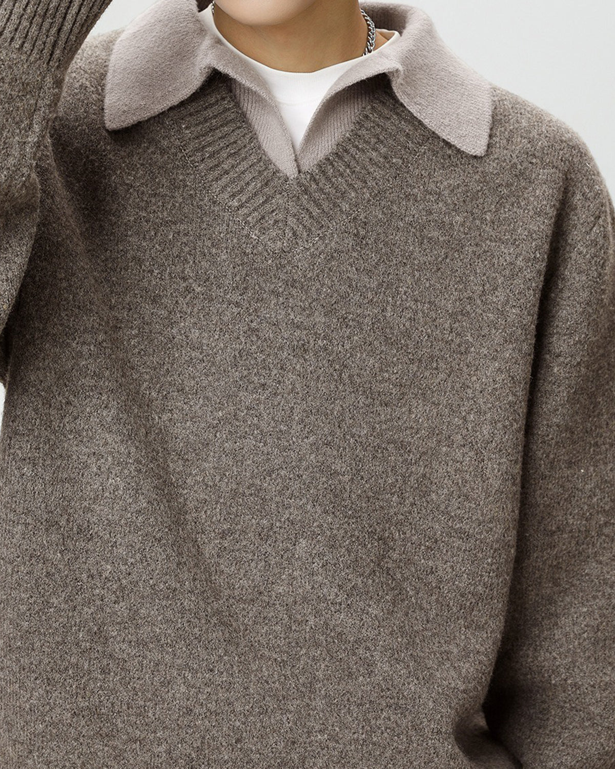 Men’s Wool-Blend Collar V-Neck Knit Sweater