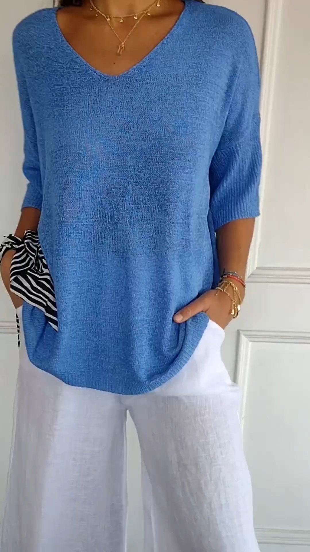 Lightweight Mesh Blouse with Relaxed Fit and Breathable Fabric