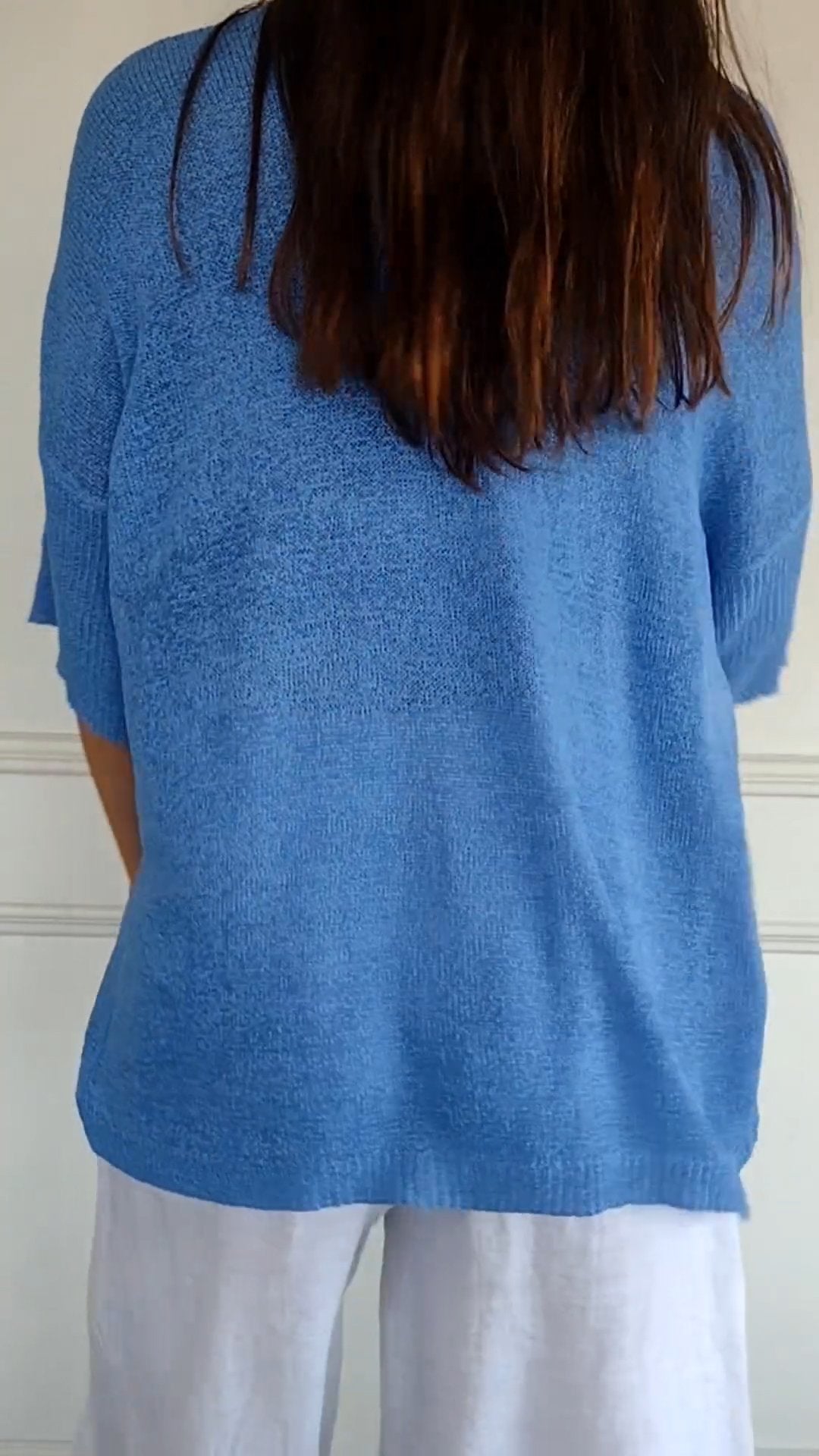 Lightweight Mesh Blouse with Relaxed Fit and Breathable Fabric