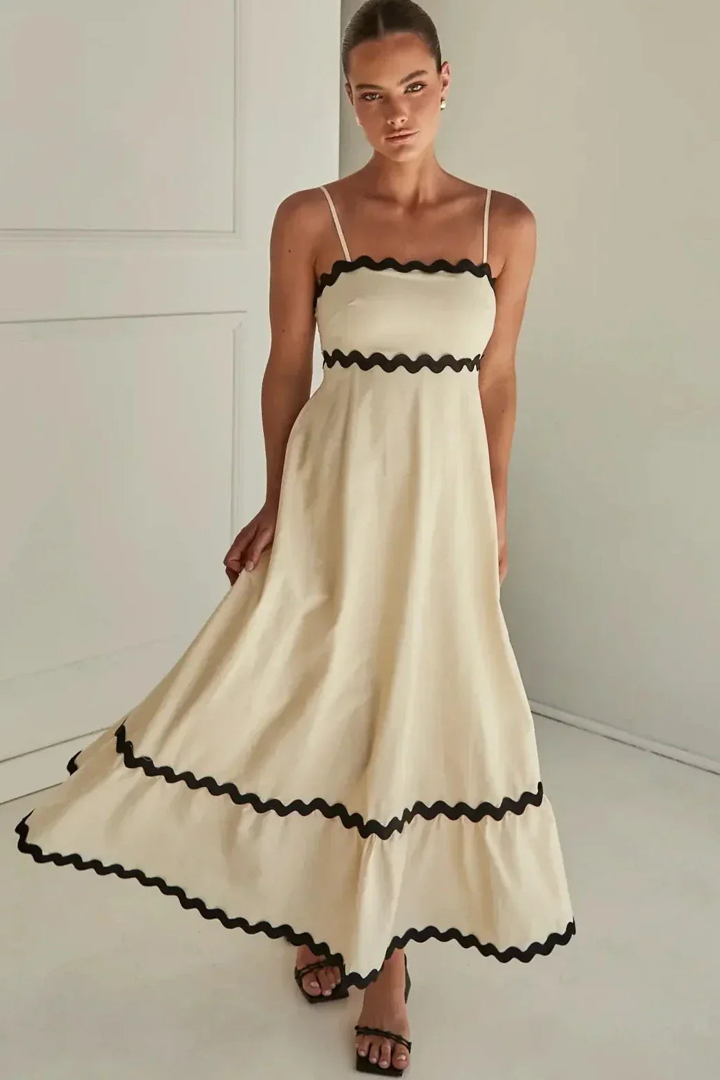Elegant Contrast Long Capri Dress for Stylish Summer Wear