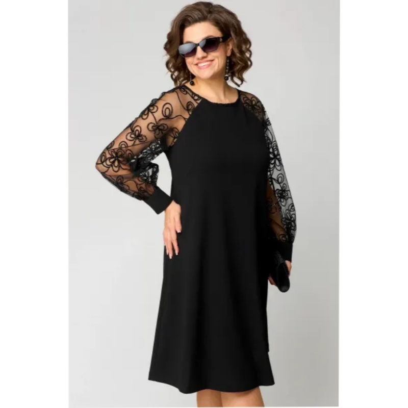 Elegant Lace Dress with Flattering Fit and Timeless Design